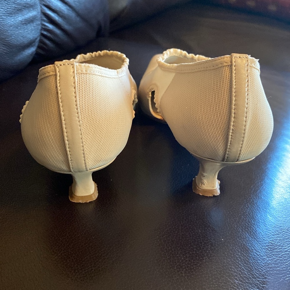 Shoes - Picture 6 of 12